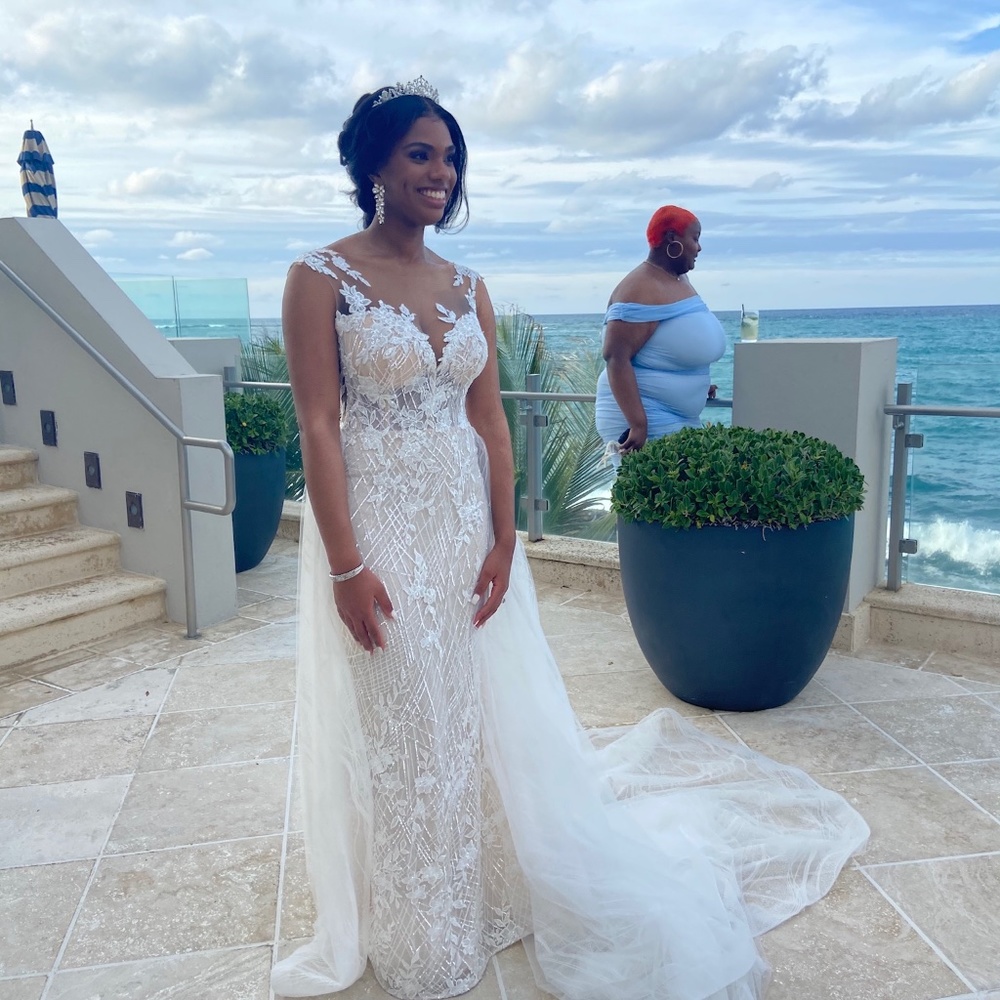 Kleinfeld Wedding Dress